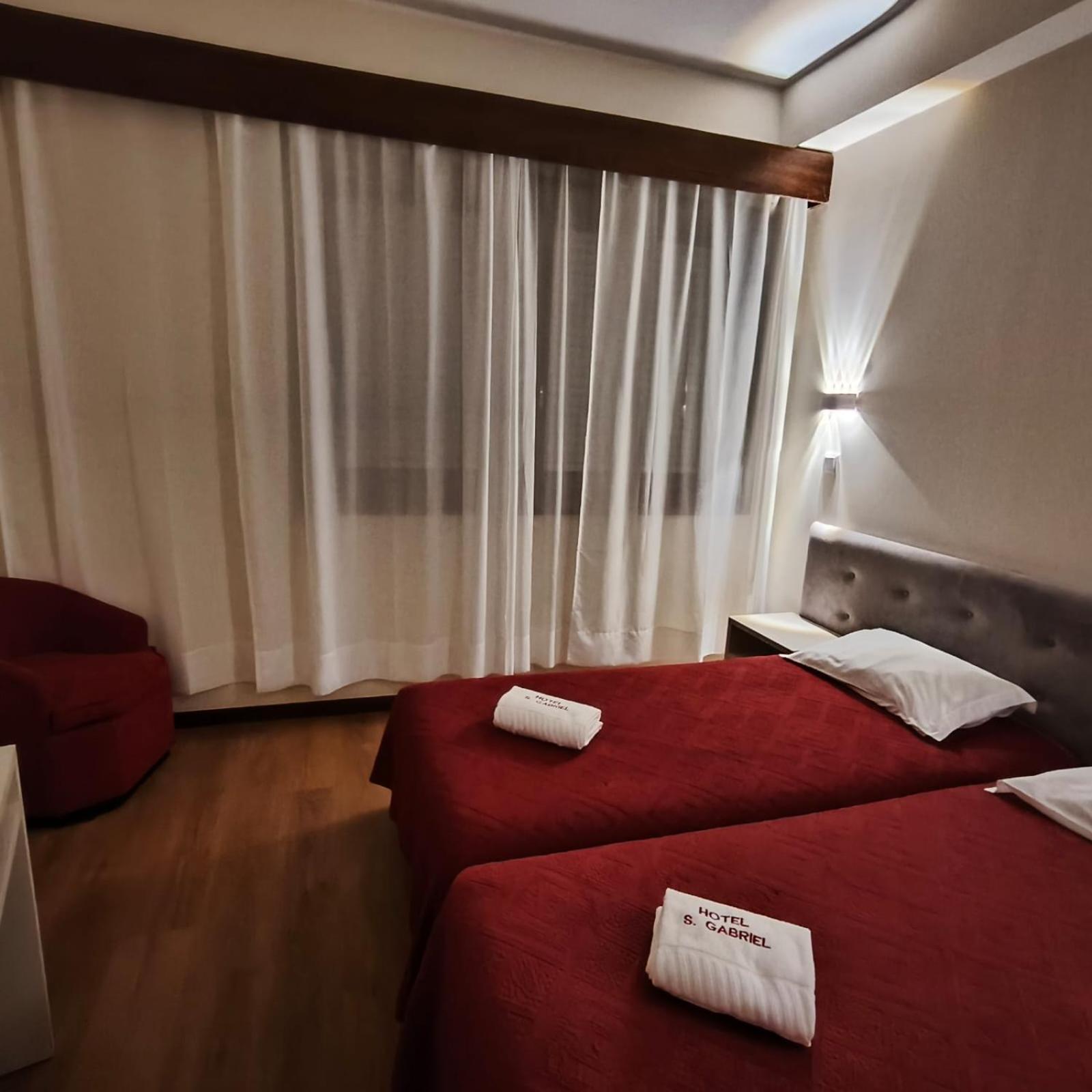 Hotel S. Gabriel Порто Екстериор снимка