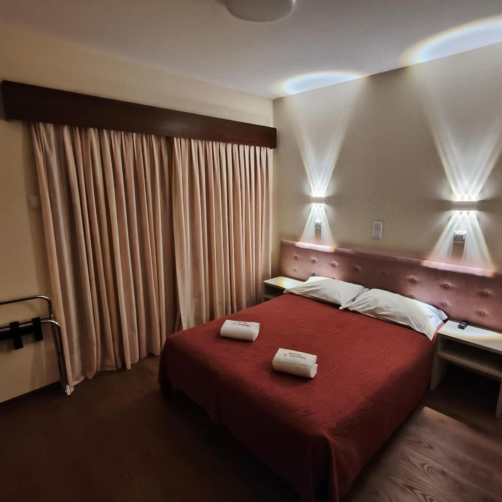 Hotel S. Gabriel Порто Екстериор снимка